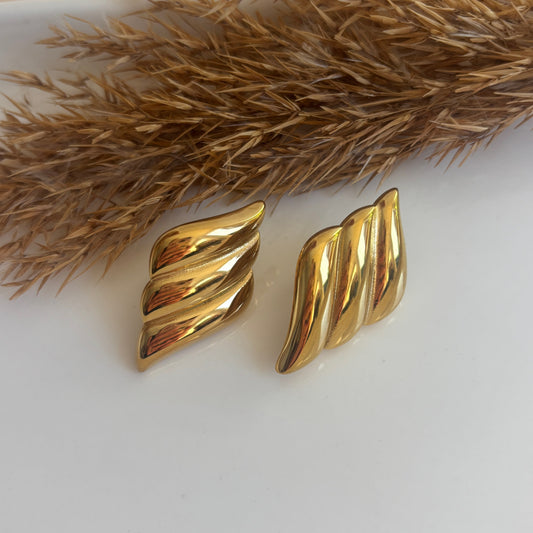 Lucy (Gold)