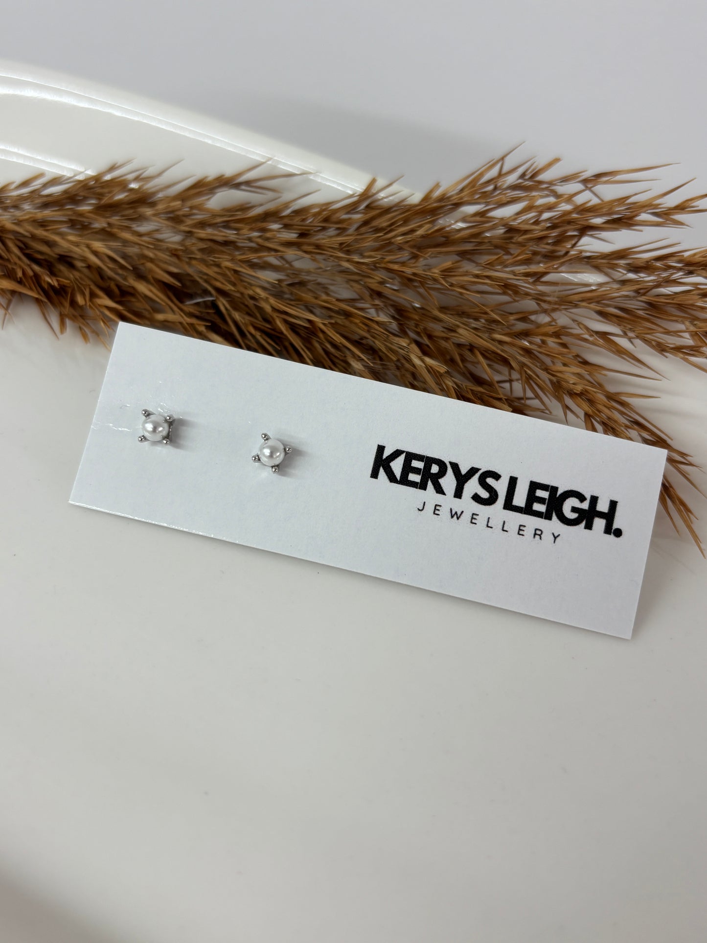 Petite Pearl Stud (Silver)